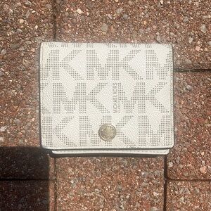 Michael Kors Medium Signature Logo Wallet